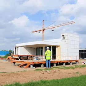 Itaquá assina ordens de serviço para a construção de unidades de saúde
