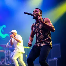 Sorriso Maroto faz show no Itaquá Rodeio Fest