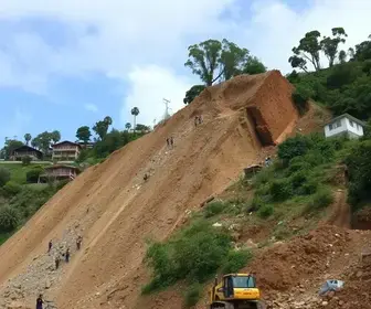 deslizamento em Itaquaquecetuba